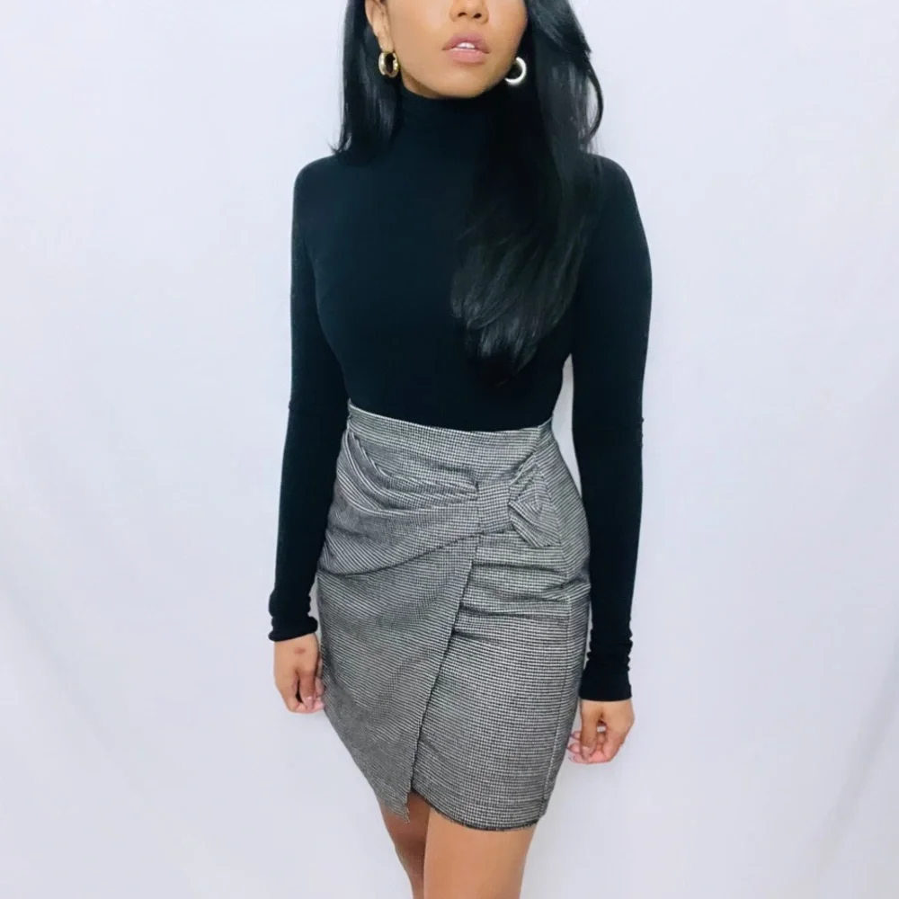 Club Monaco | Black and White Houndstooth Faux Wrap High Waist Mini Skirt 0